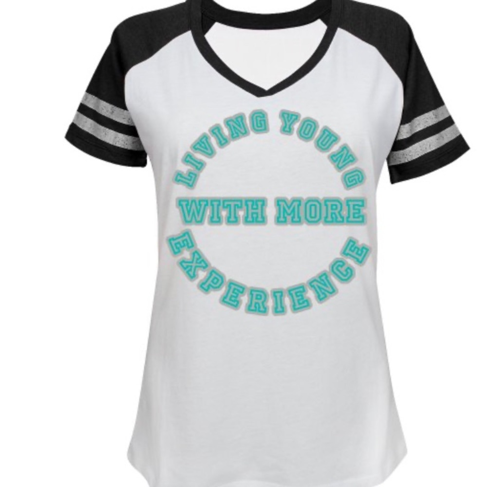 Woman’s vneck jersey all sizes